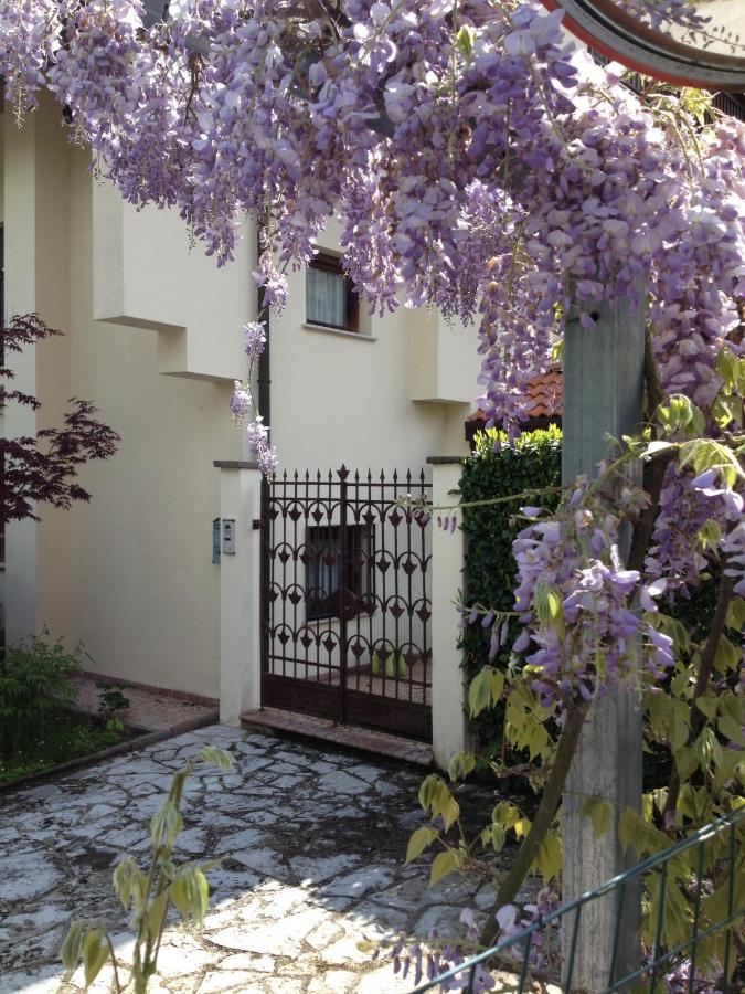 Piccole Dolomiti Bed & Breakfast